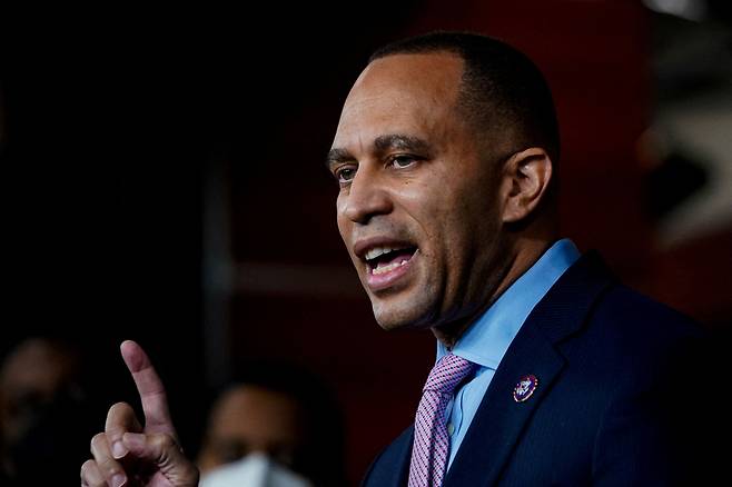 FILE PHOTO: U.S. Representative Hakeem Jeffries (D-NY) speaks in favor of voting rights legislation during a Congressional Black Caucus press conference on Capitol Hill in Washington, U.S., January 12, 2022. REUTERS/Elizabeth Frantz/File Photo