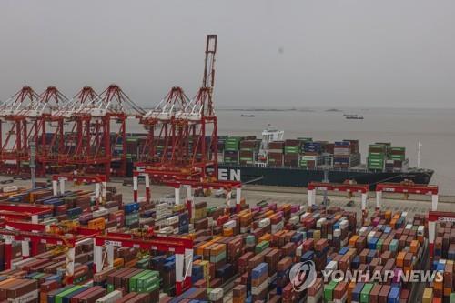 중국 상하이의 무역항  [EPA 연합뉴스 자료사진]
