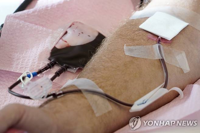 헌혈 [AP 연합뉴스 자료사진. 재판매 및 DB 금지]