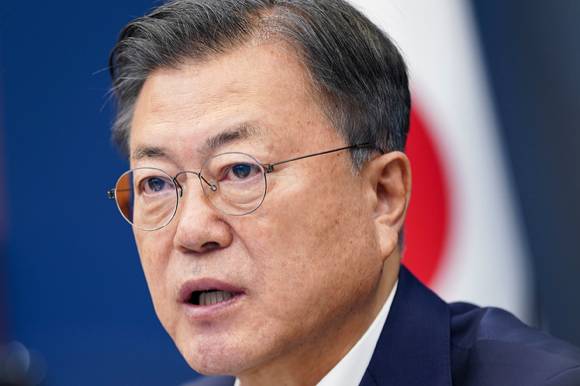 문재인 대통령이 지난 3월14일 오후 청와대 여민관에서 열린 수석·보좌관회의에서 발언하고 있다. [사진=뉴시스]