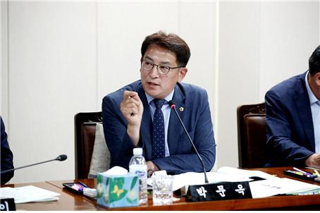 한국청소년재단은 6일 2022 제7회 청소년희망대상서 전라남도의회 박문옥 의원(목포3·민주당)을 광역의원 수상자로 선정했다./전남도의회