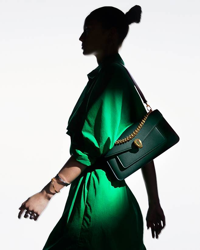 사진 : 불가리(BVLGARI) SS23 세르펜티 액세서리&nbsp;ⓒBVLGARI