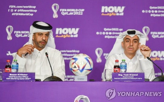 나세르 알 카터 카타르 월드컵 조직위원장(왼쪽)
[사진=연합뉴스]