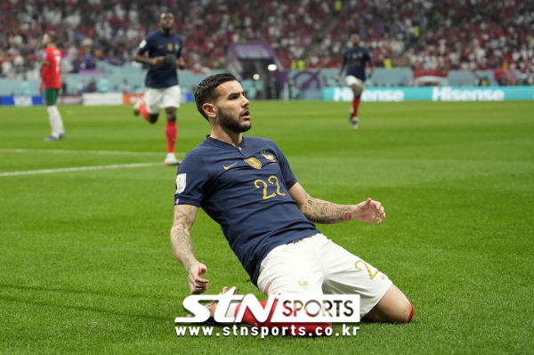 프랑스 축구대표팀 수비수 테오 에르난데스. 사진｜뉴시스/AP