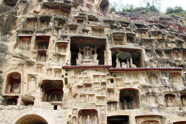 광위안의 천불애 석굴. ⓒ최종명