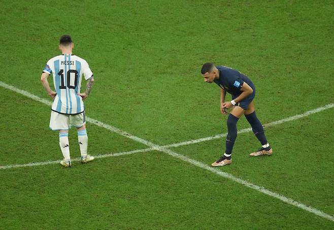 메시와 음바페의 대결구도도 볼거리였다. ⓒ XINHUA=뉴시스