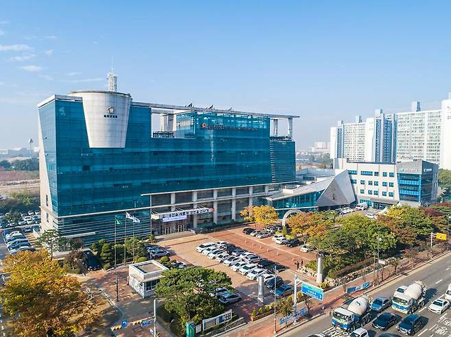 옹진군청 청사 전경 ⓒ옹진군