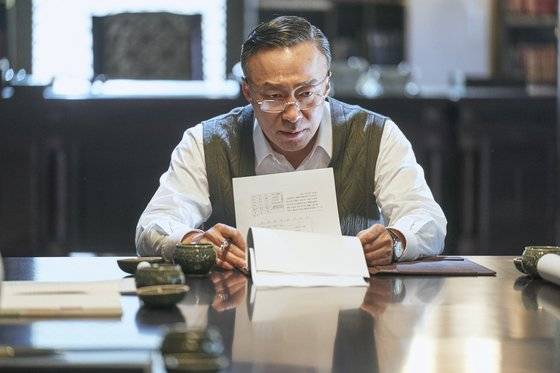 드라마 '재벌집 막내아들'에서 순양 창업자 진양철 회장 역을 맡은 이성민. JTBC