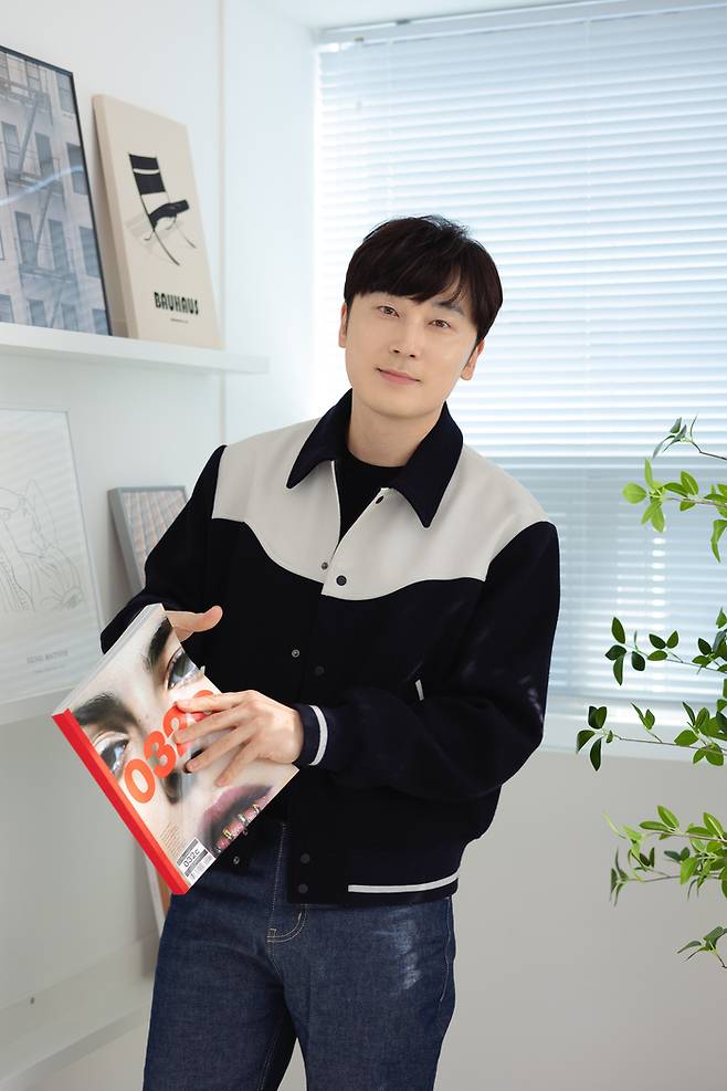 tvN 드라마 ‘연예인 매니저로 살아남기’에서 매니지먼트 팀장 김중돈을 연기한 배우 서현우. 사진 저스트엔터테인먼트