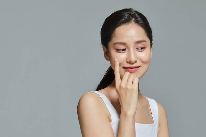 닭의 가슴살은 다리살이나 날개살에 비해 콜레스테롤이 낮고, 피부에 좋은 레티놀, 항산화 효과가 뛰어난 알파-토코페롤 함량이 높았다. [사진=게티이미지뱅크]