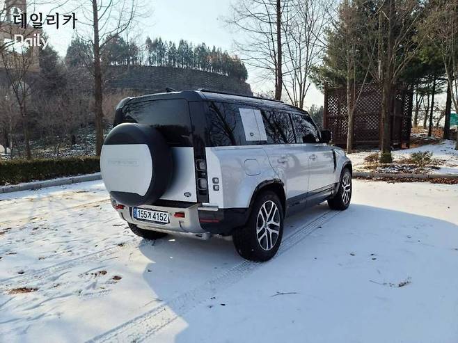 랜드로버 디펜더 P400