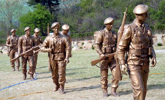 경기도 파주시 적성면 설마리에 있는 ‘영국군 설마리 전투 추모공원’. [사진 파주시]