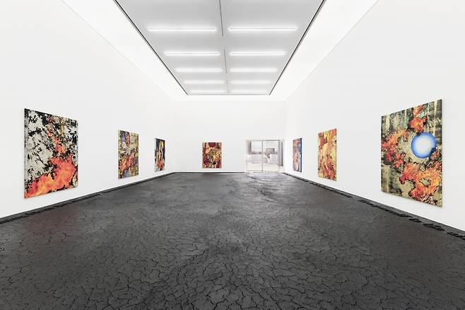 Installation view of "Image, Symbol, Prayer" at Kukje Gallery (Kukje Gallery)