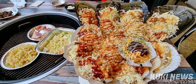 '섬과섬사이' 조개구이, 양념 키조개, 가리비조개구이.