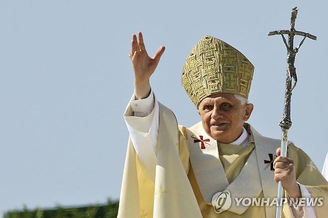 교황 재임 시절의 베네딕토 16세(2006년 9월) [AP=연합뉴스 자료사진]