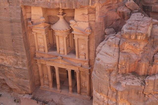 요르단 페트라 알카즈네.