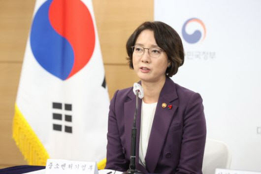 이영 중소벤처기업부 장관(사진=중소벤처기업부)