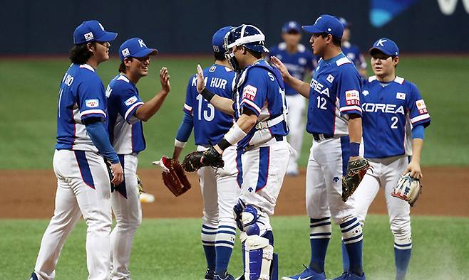 한국 야구가 2023년 국제 경쟁력 시험대에 오른다. 2019 프리미어12에 출전한 대표팀 모습. 세계일보 자료사진