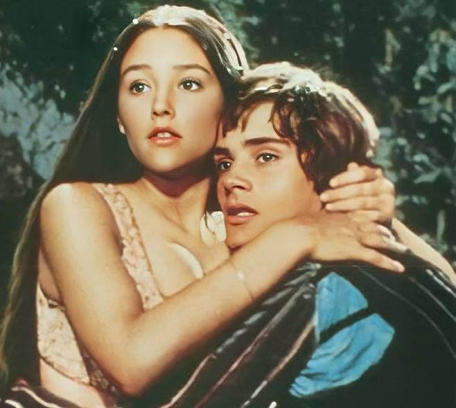 영화 ‘로미오와 줄리엣’의 주연배우 올리비아 핫세와 레너드 위팅. (사진=파라마운트 픽처스 제공)