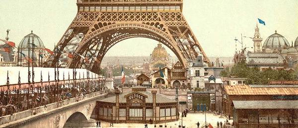1889년 파리박람회 당시 출입구 겸 상징탑으로 세워진 에펠탑. 국제박람회기구 홈페이지