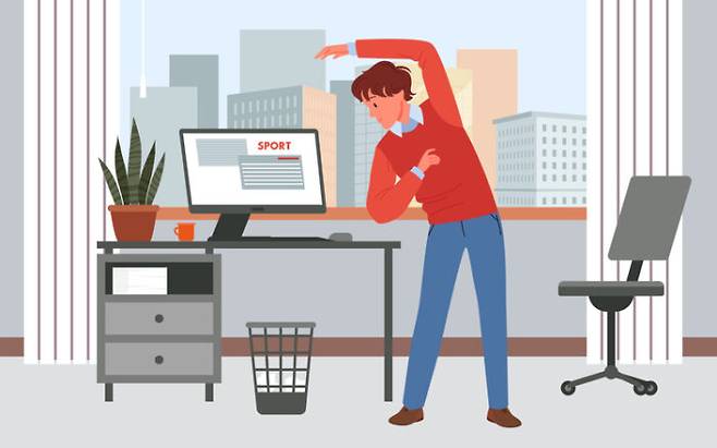 사무실에서도 간단한 스트레칭만 해도 활력을 북돋우는데 도움이 된다. [사진=게티이미지뱅크]