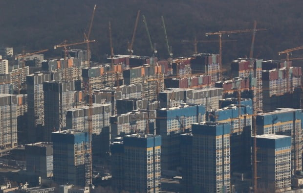 서울 강동구 둔촌동 '올림픽파크 포레온' 전경. 사진=연합뉴스