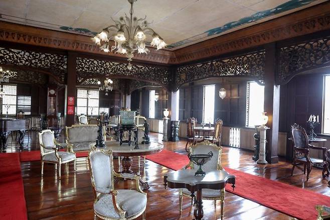 까사 마닐라 내부