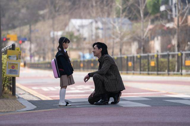'더 글로리' 속 박성훈의 헤어스타일이 화제다. 넷플릭스 제공