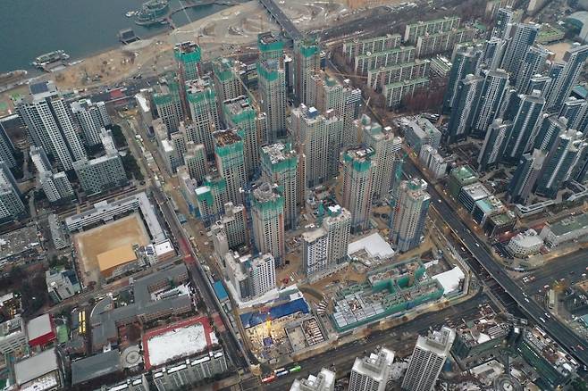 서초구 반포동 래미안원베일리 공사 현장. 올해 8월 입주 예정으로 공사가 진행 중이다. /사진제공=삼성물산