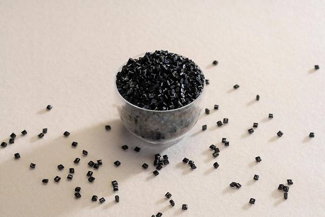 LG화학의 금속 대체 플라스틱 소재 LUCON TX5007 [LG화학 제공. 재판매 및 DB 금지]