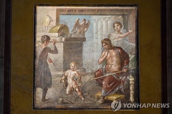'베티의 집'에 있는 아기 헤라클레스 벽화 [AP=연합뉴스]
