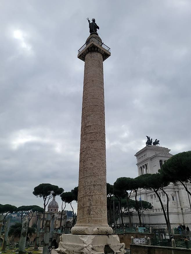 트라야누스 원주