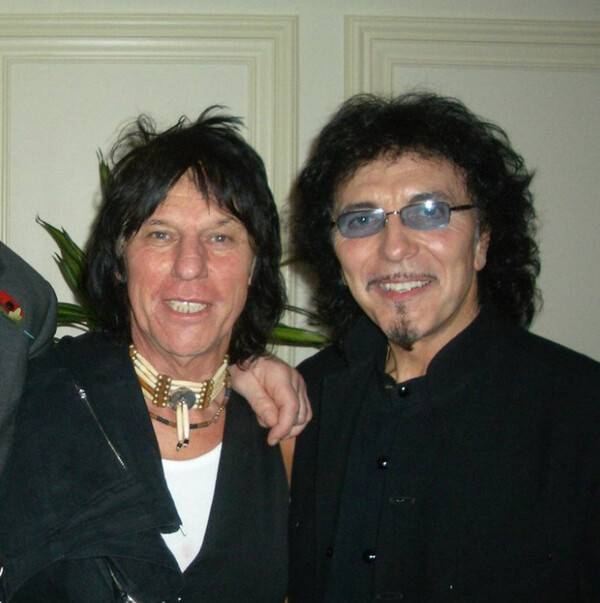 사진=토니 아이오미 트위터