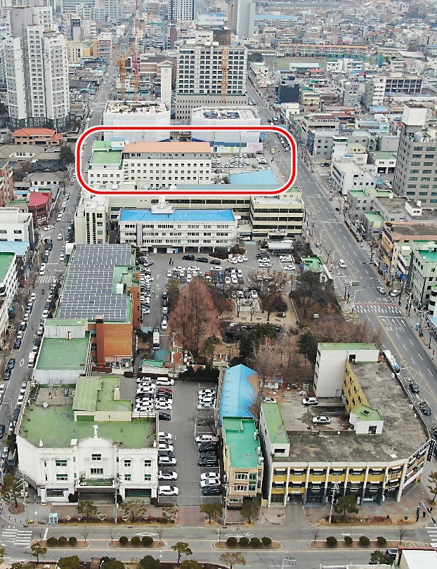 [청주=뉴시스] 충북 청주시청사와 청주병원(빨간 테두리). photo@newsis.com  *재판매 및 DB 금지