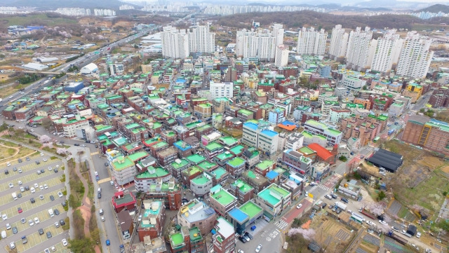 지난해 12월 정부의 첫 지역특화재생사업 공모 대상지로 선정된 인천 남동구 남촌마을 전경. 인천시 제공