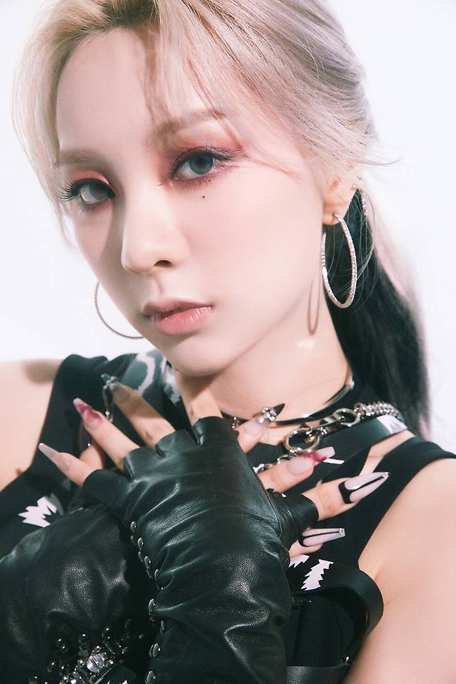 <소녀 리버스>에서 ‘유주얼’로 활동한 그룹 밴디트 출신 이연. 카카오엔터테인먼트 제공