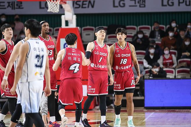 4연승을 기록한 프로농구 창원 LG.(KBL 제공)