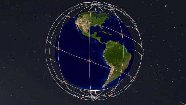 이리듐은 66개 위성을 지구 상공 700km에 띄워 전세계 85% 지역에서 커버리지를 확보했다. (사진=이리듐)