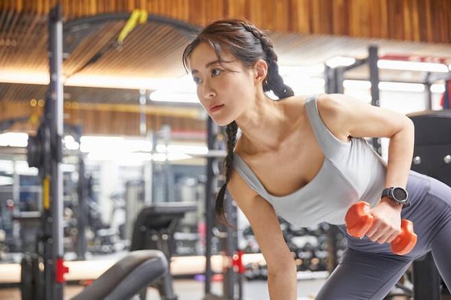 . 근육량을 늘리고 유지하려면 근육량이 감소할 수 있는 나쁜 습관을 피하는 것도 중요하다. [사진=게티이미지뱅크]