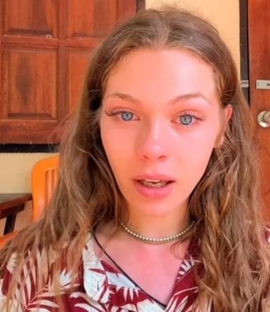 ‘조력 사망’ 결심을 발표하는 릴리. 인스타그램 캡처