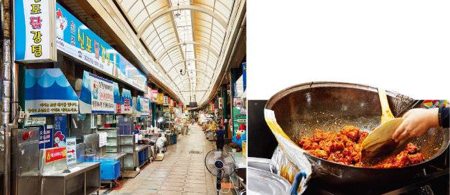 인천 시포국제시장의 대표 먹거리는 단연 닭강정이다.