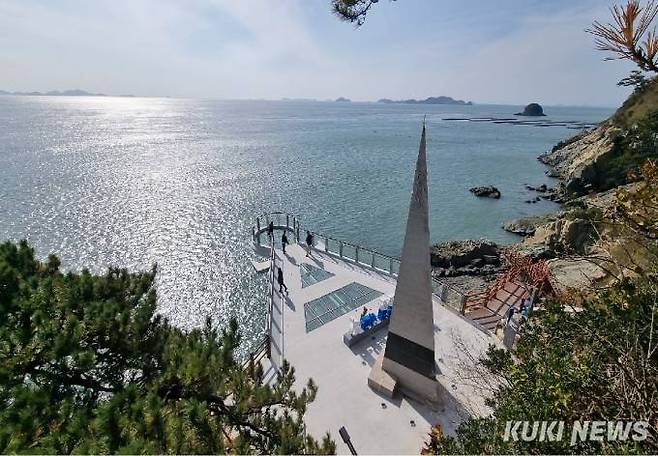 해남 땅끝 관광지는 광장노후시설 개선과 탐방로 개보수 등을 통해 많은 관광객이 찾는 매력적인 관광지로 탈바꿈해 지역 관광명소로 거듭나고 있다.[사진=전남도]