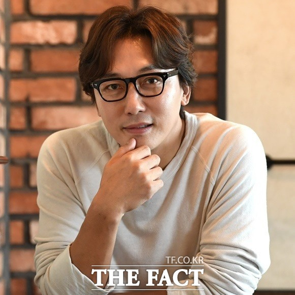 "다 내려놓고 마음을 비우니 안 보이던 길이 보이더라." 방송가 예능 지존으로 우뚝 선 탁재훈도 알고 보면 전성기를 달리다 추락의 아픔을 맛본 경험이 있다. /더팩트 DB