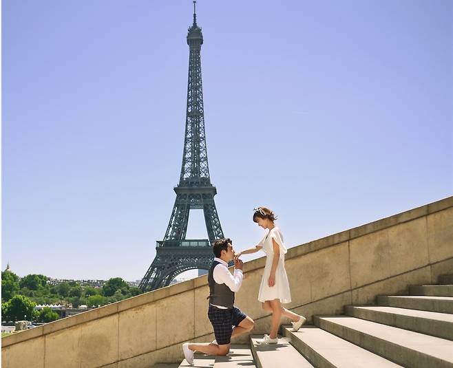 김우진 비즈니스캔버스 대표의 카톡에는 무려 43장의 프사가 있었다. 쫌아는기자들의 픽은 이 사진이다. 90분간 그와 인터뷰한 뒤에 우연히 본 이 사진이 김우진이란 창업가의 진심으로 느껴졌기 때문이다. /김우진 대표 카톡 캡쳐