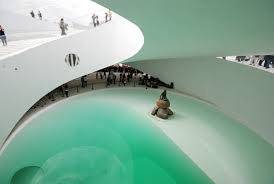 2012년 상하이엑스포에 전시된 덴마크 코펜하겐 해변의 명물 인어공주상.