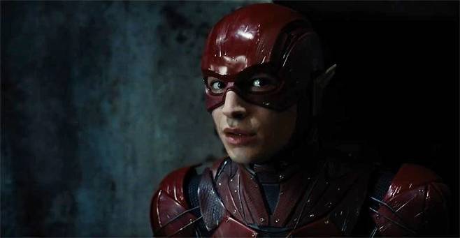 ▲ 플래시를 연기한 에즈라 밀러. 출처|'저스티스 리그' 속 플래시 이미지, 스틸