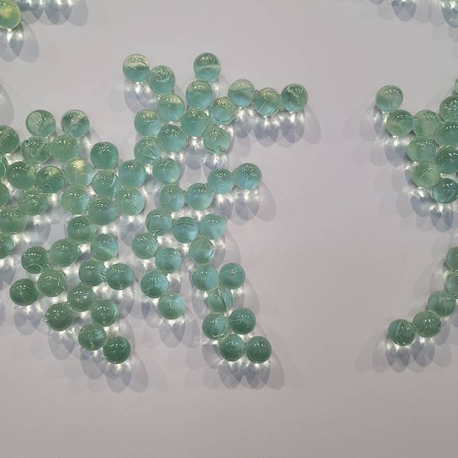 마야 린, 구슬한강댐(확대), Nature Knows No Boundaries전, 2023, 페이스 서울 전시전경 [헤럴드DB]