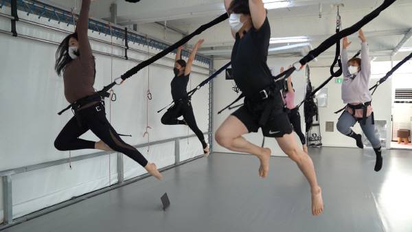 부산진구 서면에 위치한 1번지 스튜디오 회원들이 번지 피트니스를 배우고 있다. 김태훈 피디