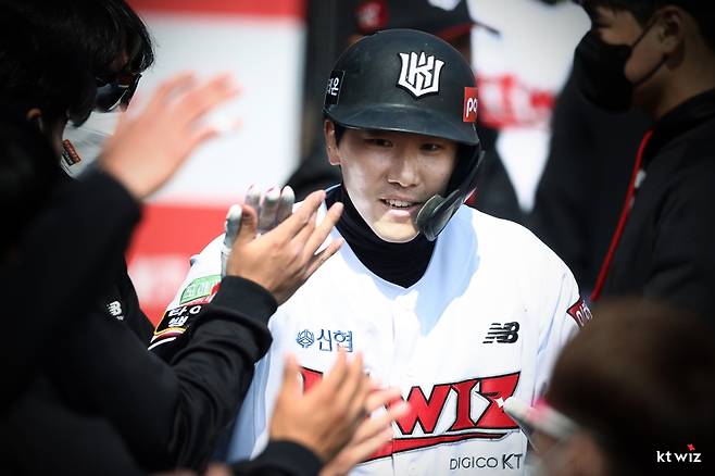 ▲ 오윤석은 2023시즌 팀의 주전 2루수로 도약할 수 있을까. ⓒkt 위즈