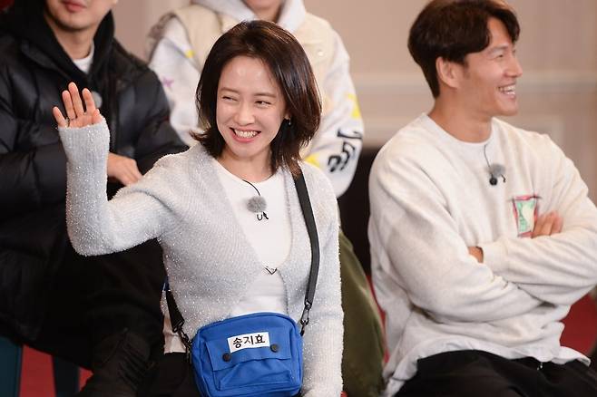 런닝맨 송지효 방송 출연 사진